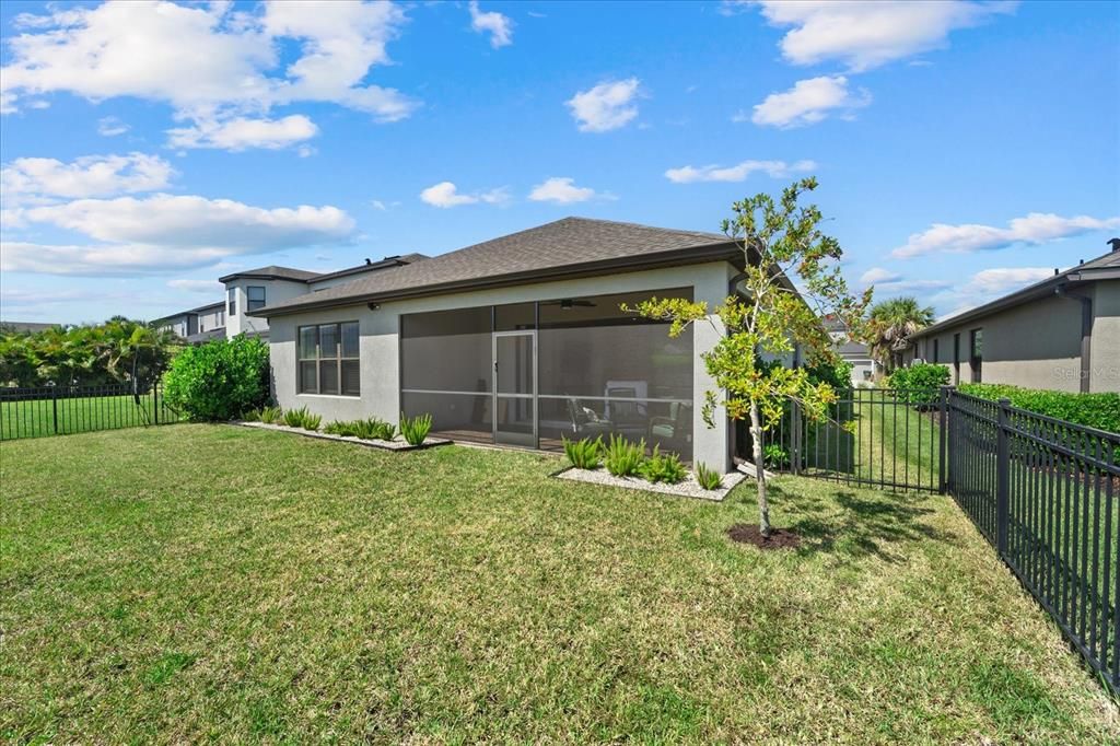 Active With Contract: $639,000 (4 beds, 3 baths, 2399 Square Feet)