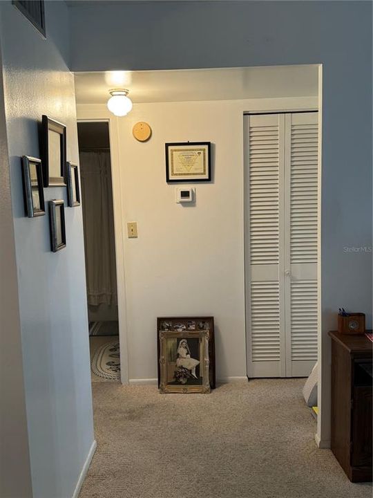 For Sale: $139,000 (2 beds, 2 baths, 860 Square Feet)