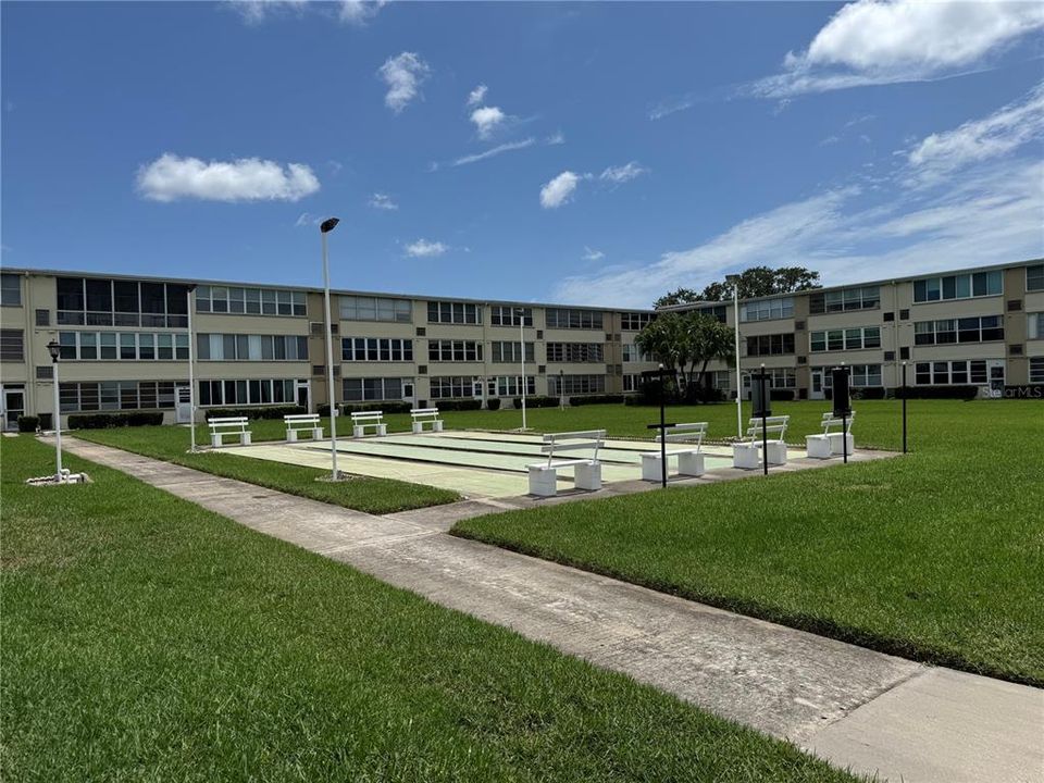 For Sale: $139,000 (2 beds, 2 baths, 860 Square Feet)