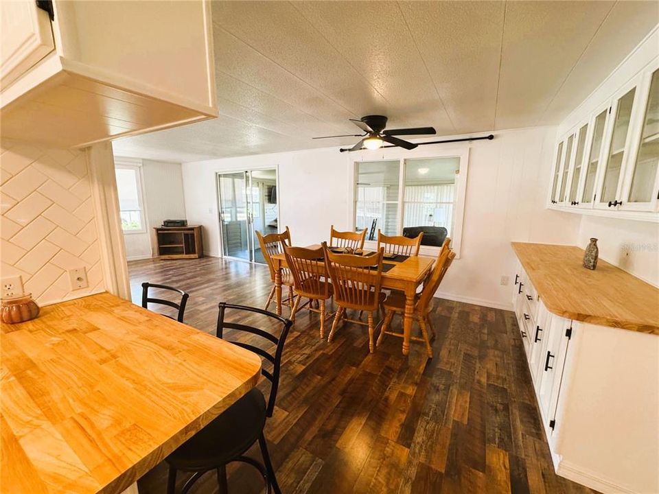 En Venta: $139,900 (2 camas, 2 baños, 1332 Pies cuadrados)