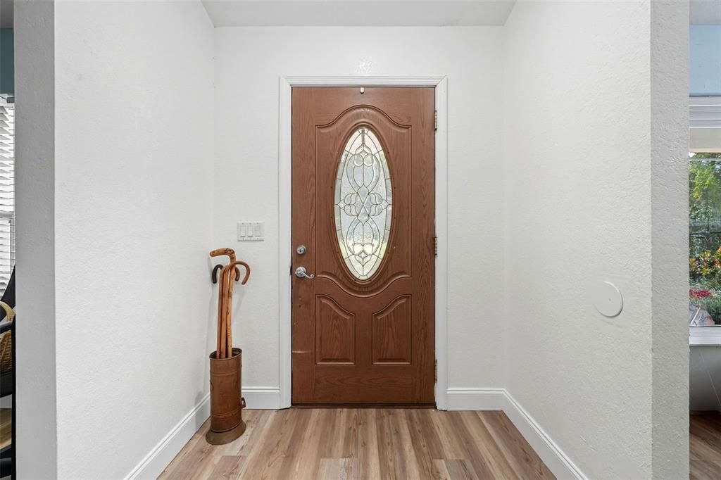 На продажу: $799,900 (4 спален, 3 ванн, 2702 Квадратных фут)