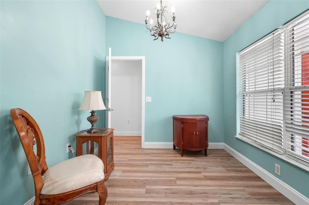 На продажу: $799,900 (4 спален, 3 ванн, 2702 Квадратных фут)