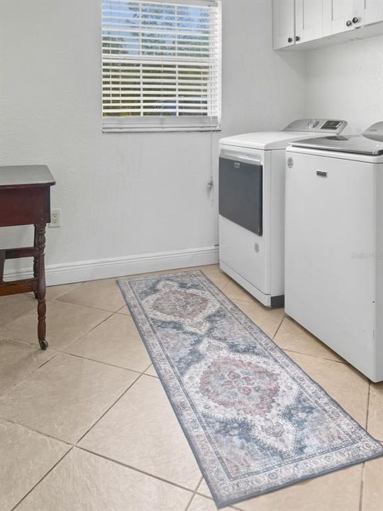 На продажу: $799,900 (4 спален, 3 ванн, 2702 Квадратных фут)