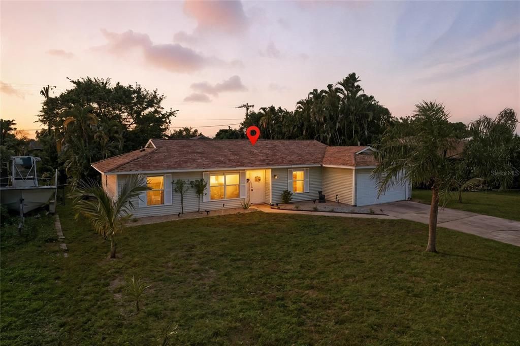 For Sale: $284,990 (3 beds, 2 baths, 1396 Square Feet)