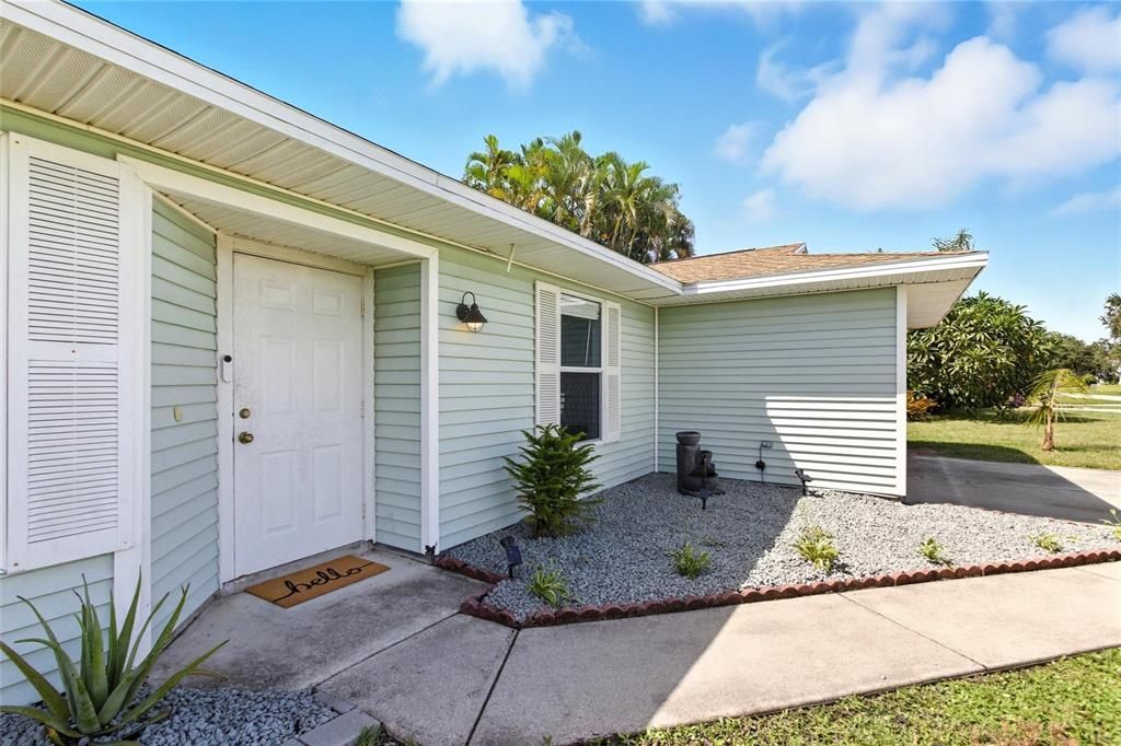 For Sale: $284,990 (3 beds, 2 baths, 1396 Square Feet)