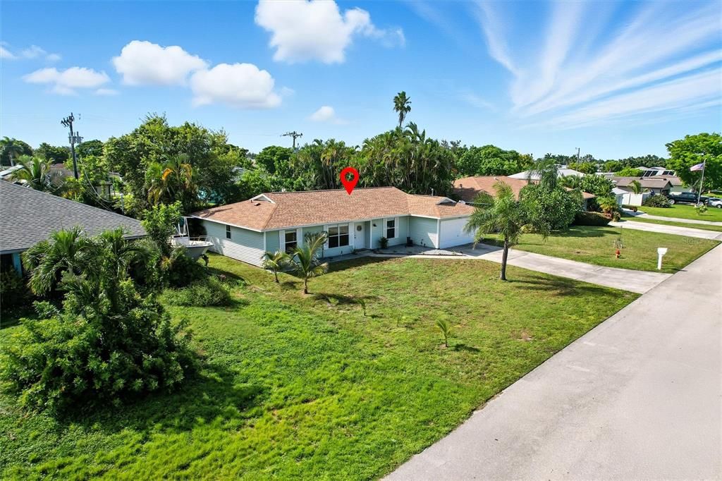 For Sale: $284,990 (3 beds, 2 baths, 1396 Square Feet)