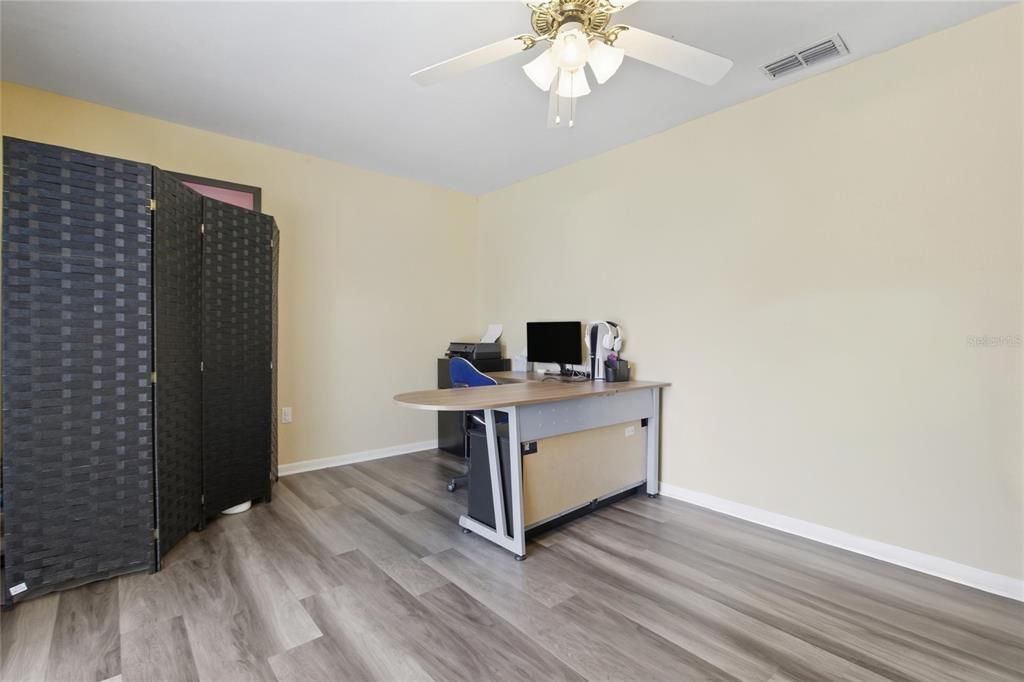 For Sale: $284,990 (3 beds, 2 baths, 1396 Square Feet)