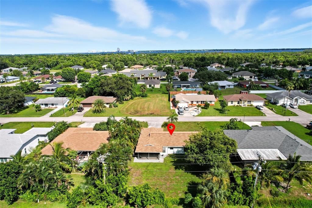 For Sale: $284,990 (3 beds, 2 baths, 1396 Square Feet)