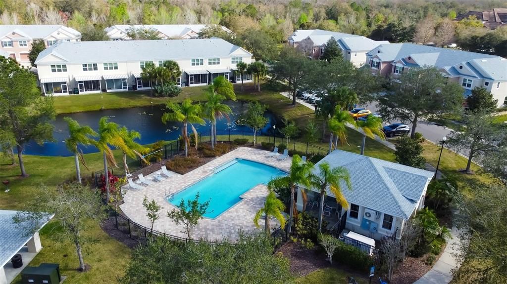 En Venta: $285,000 (3 camas, 2 baños, 1588 Pies cuadrados)