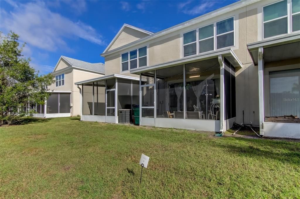 En Venta: $285,000 (3 camas, 2 baños, 1588 Pies cuadrados)