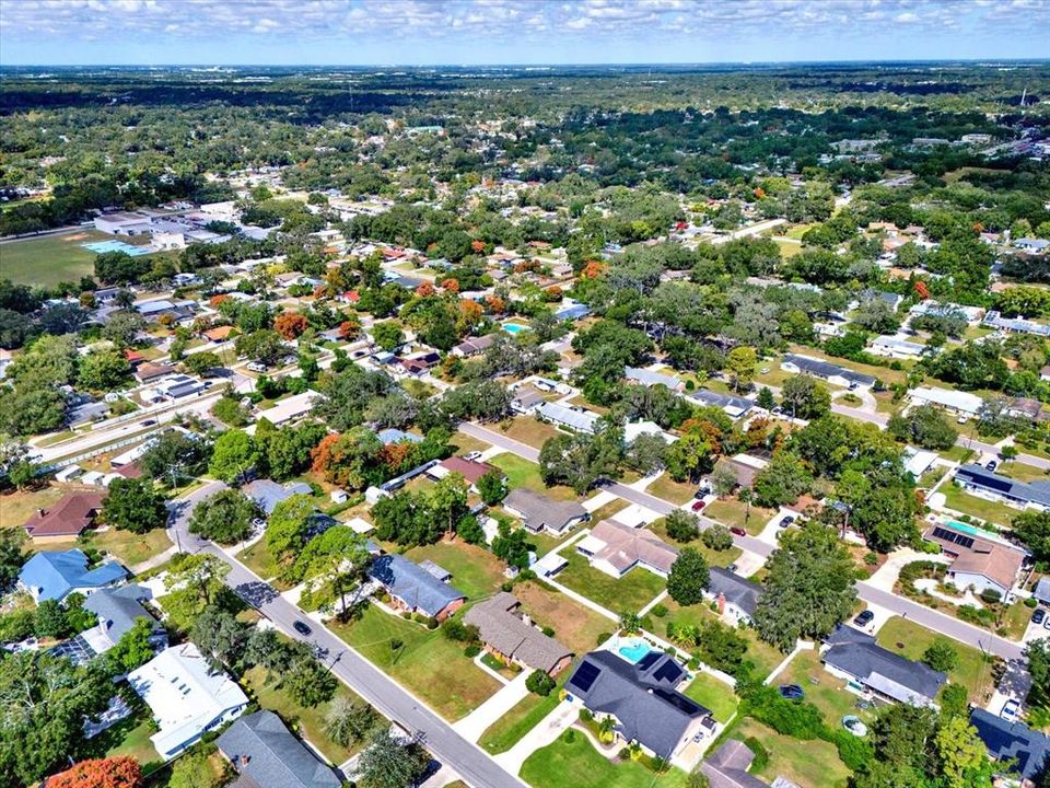 合同活跃: $389,900 (4 贝兹, 2 浴室, 1788 平方英尺)