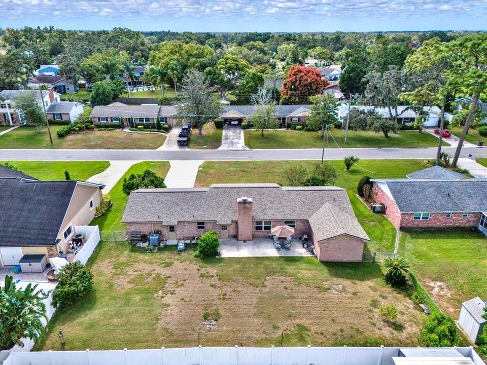 合同活跃: $389,900 (4 贝兹, 2 浴室, 1788 平方英尺)