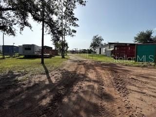 На продажу: $42,000 (0.32 acres)