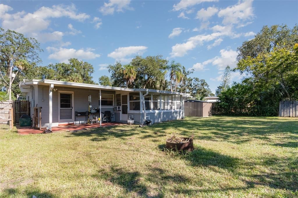 待售: $230,000 (3 贝兹, 2 浴室, 1249 平方英尺)