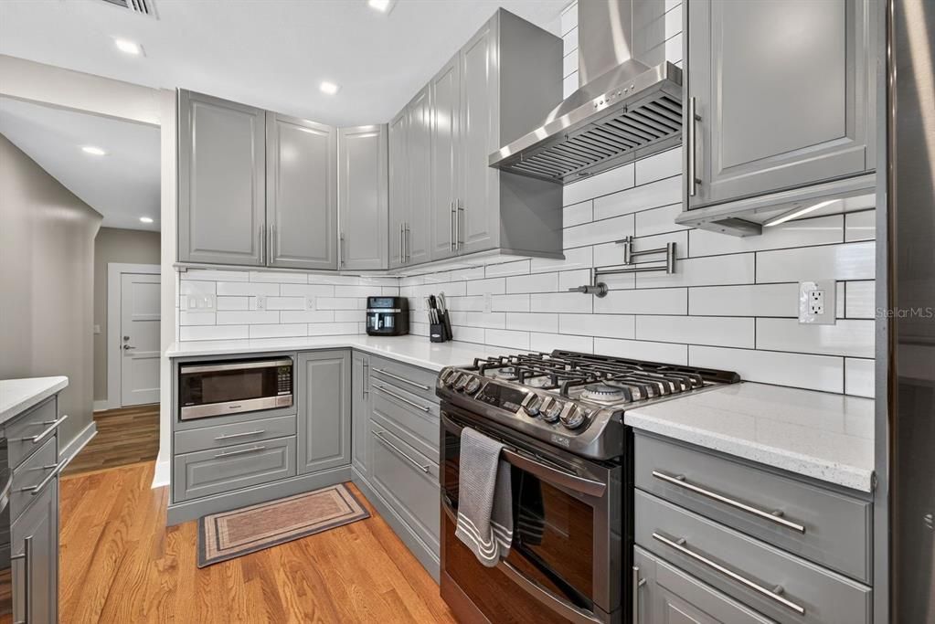 Active With Contract: $1,250,000 (4 beds, 3 baths, 4193 Square Feet)