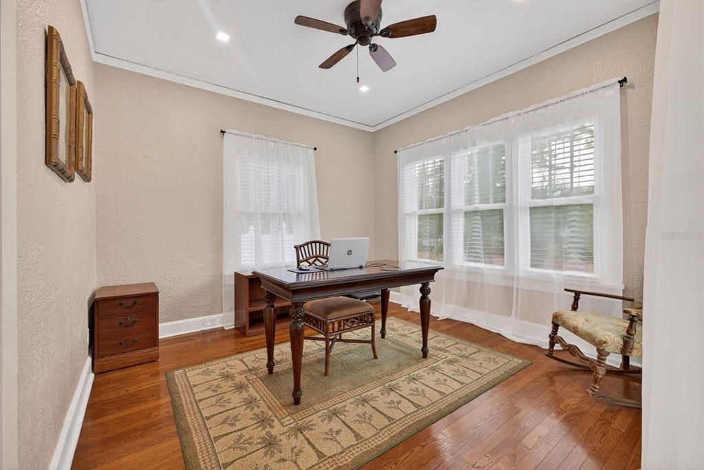 Active With Contract: $1,250,000 (4 beds, 3 baths, 4193 Square Feet)