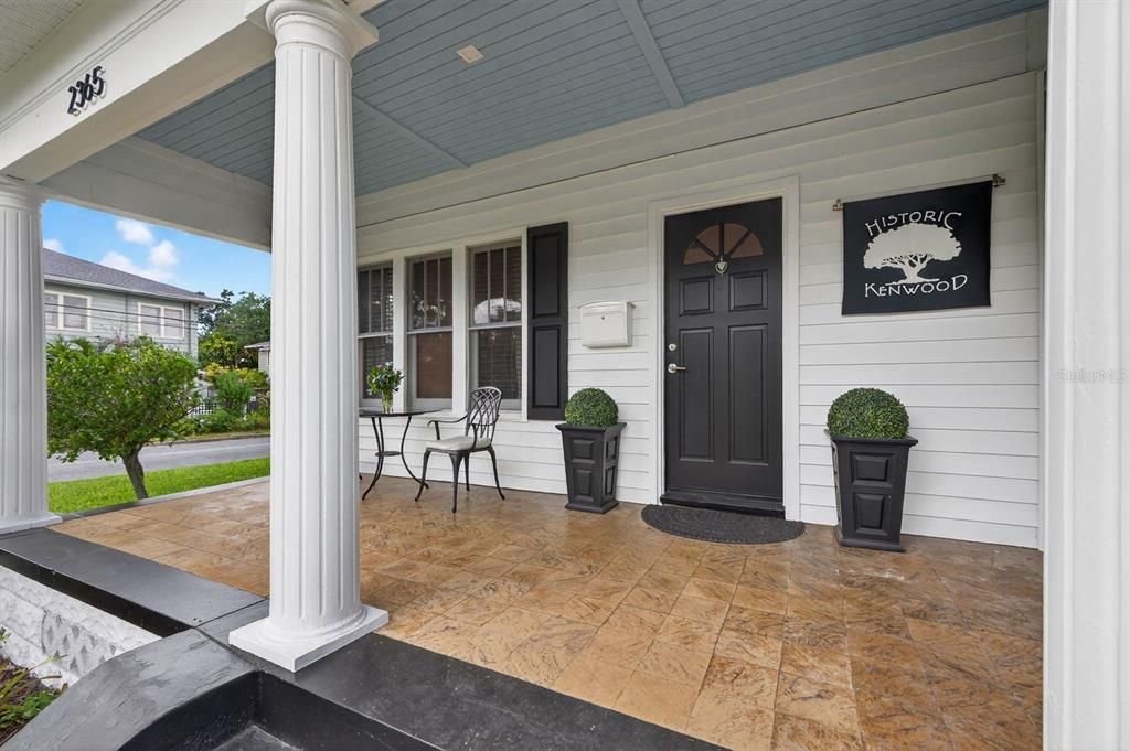 Active With Contract: $1,250,000 (4 beds, 3 baths, 4193 Square Feet)