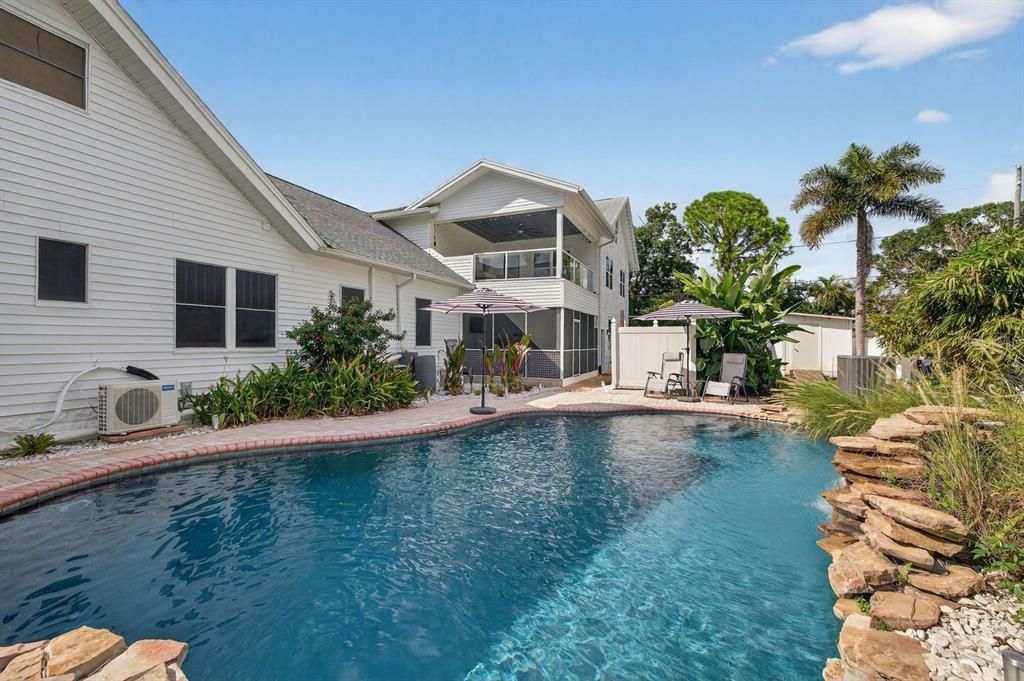 Active With Contract: $1,250,000 (4 beds, 3 baths, 4193 Square Feet)