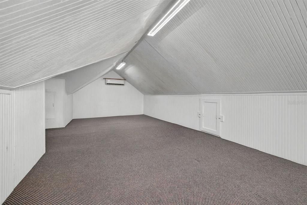 Active With Contract: $1,250,000 (4 beds, 3 baths, 4193 Square Feet)