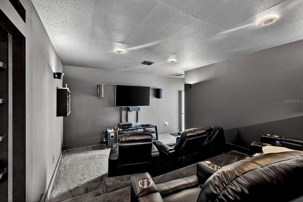 Active With Contract: $1,250,000 (4 beds, 3 baths, 4193 Square Feet)