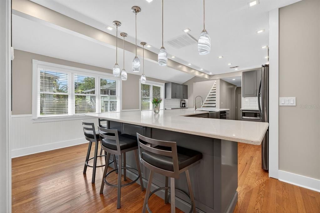 Active With Contract: $1,250,000 (4 beds, 3 baths, 4193 Square Feet)