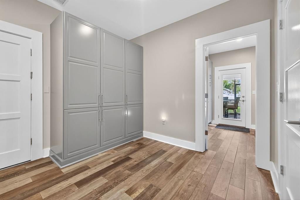 Active With Contract: $1,250,000 (4 beds, 3 baths, 4193 Square Feet)