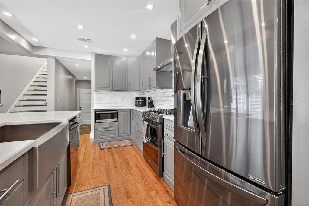 Active With Contract: $1,250,000 (4 beds, 3 baths, 4193 Square Feet)