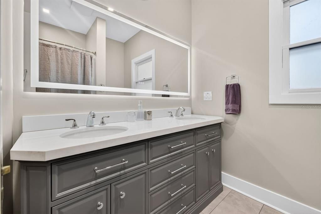 Active With Contract: $1,250,000 (4 beds, 3 baths, 4193 Square Feet)