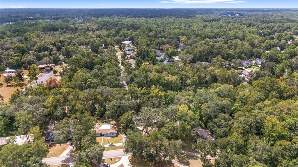 Под контрактом: $327,707 (3 спален, 2 ванн, 1882 Квадратных фут)