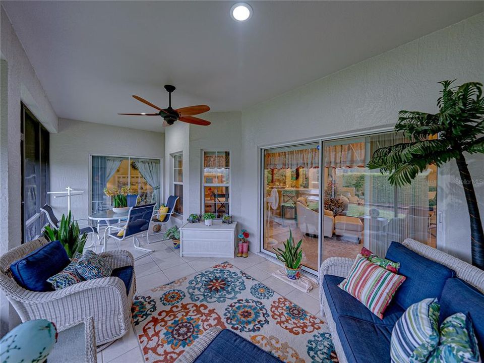 En Venta: $369,900 (3 camas, 2 baños, 2039 Pies cuadrados)