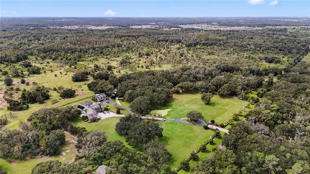 Activo con contrato: $2,175,000 (6 camas, 6 baños, 6738 Pies cuadrados)