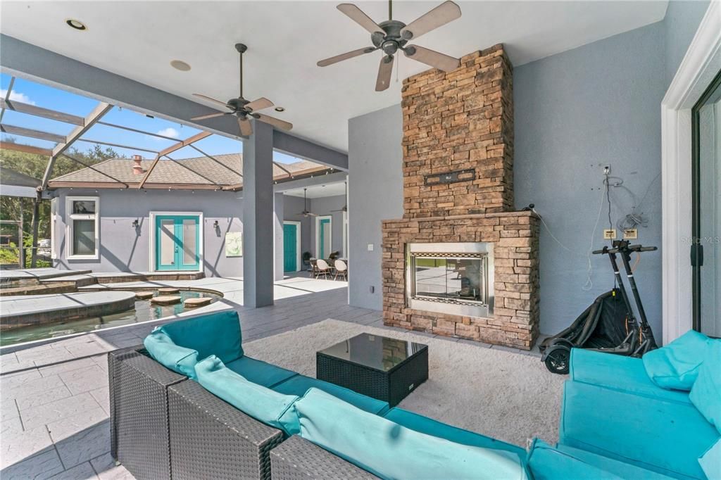 Activo con contrato: $2,175,000 (6 camas, 6 baños, 6738 Pies cuadrados)