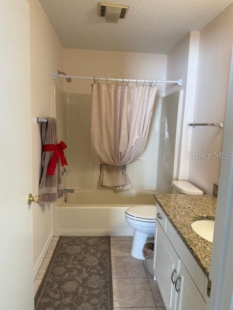 待售: $275,000 (2 贝兹, 2 浴室, 1214 平方英尺)