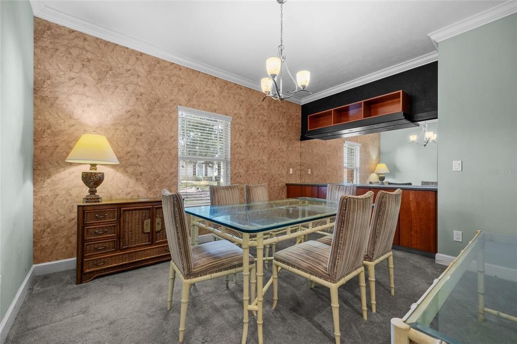 En Venta: $287,000 (2 camas, 2 baños, 1701 Pies cuadrados)