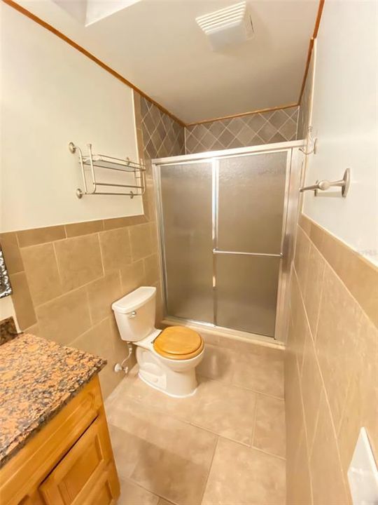 待售: $455,000 (4 贝兹, 2 浴室, 1921 平方英尺)