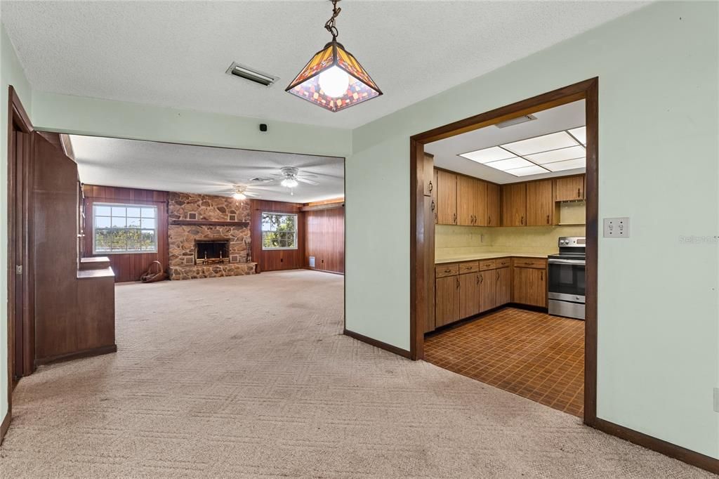 На продажу: $435,000 (3 спален, 2 ванн, 2288 Квадратных фут)