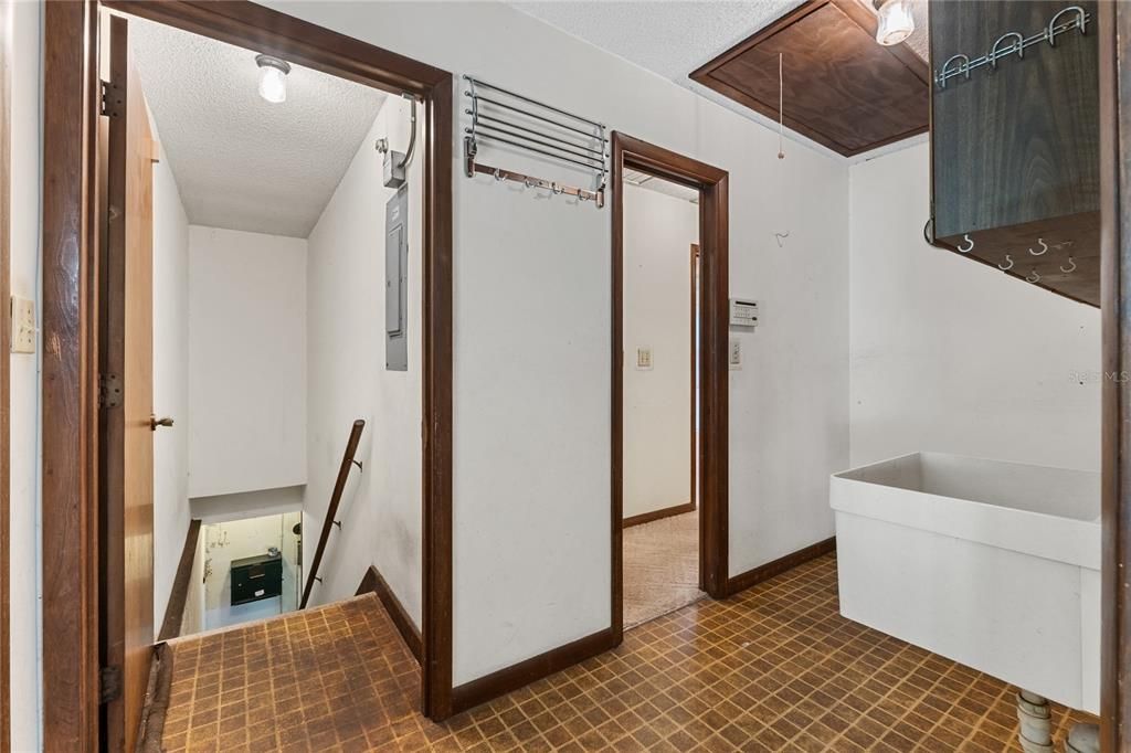 На продажу: $435,000 (3 спален, 2 ванн, 2288 Квадратных фут)