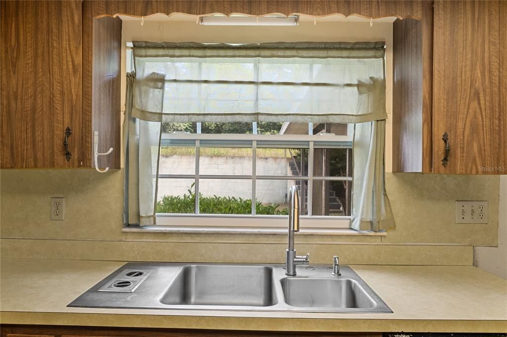 На продажу: $435,000 (3 спален, 2 ванн, 2288 Квадратных фут)