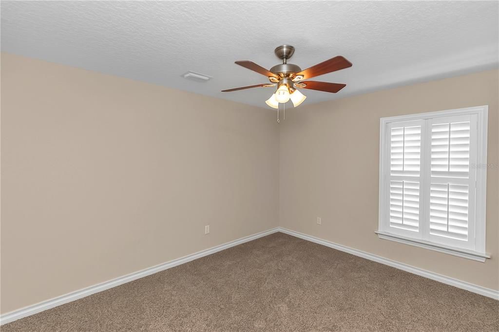 Active With Contract: $352,900 (3 beds, 2 baths, 1868 Square Feet)