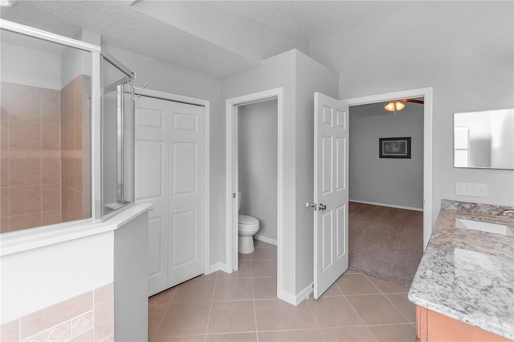 Active With Contract: $352,900 (3 beds, 2 baths, 1868 Square Feet)