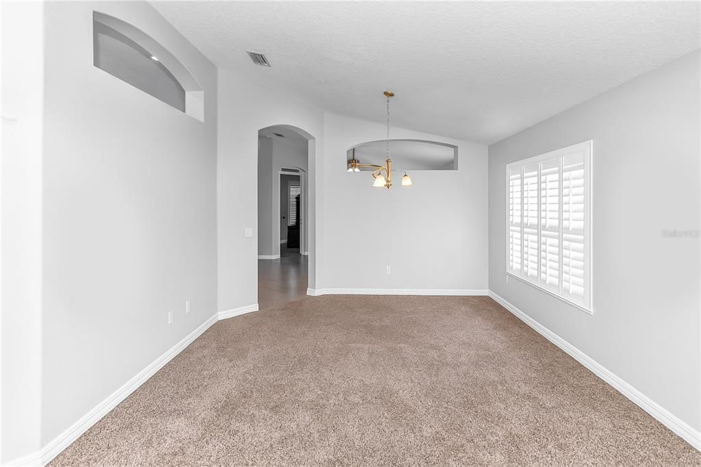 Active With Contract: $352,900 (3 beds, 2 baths, 1868 Square Feet)