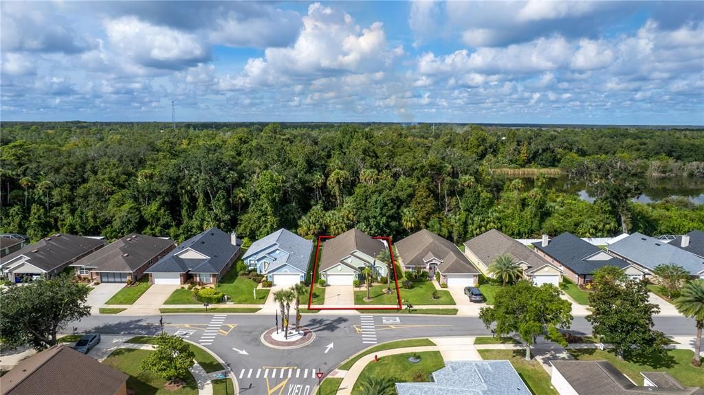 Active With Contract: $352,900 (3 beds, 2 baths, 1868 Square Feet)