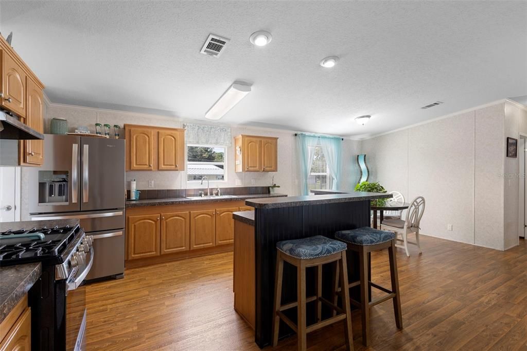 待售: $259,000 (3 贝兹, 2 浴室, 1520 平方英尺)