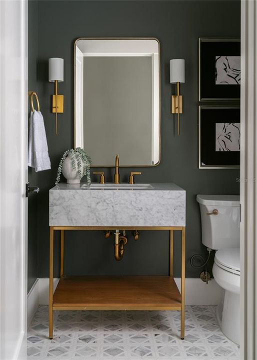 出租: $17,000 (7 贝兹, 7 浴室, 6398 平方英尺)