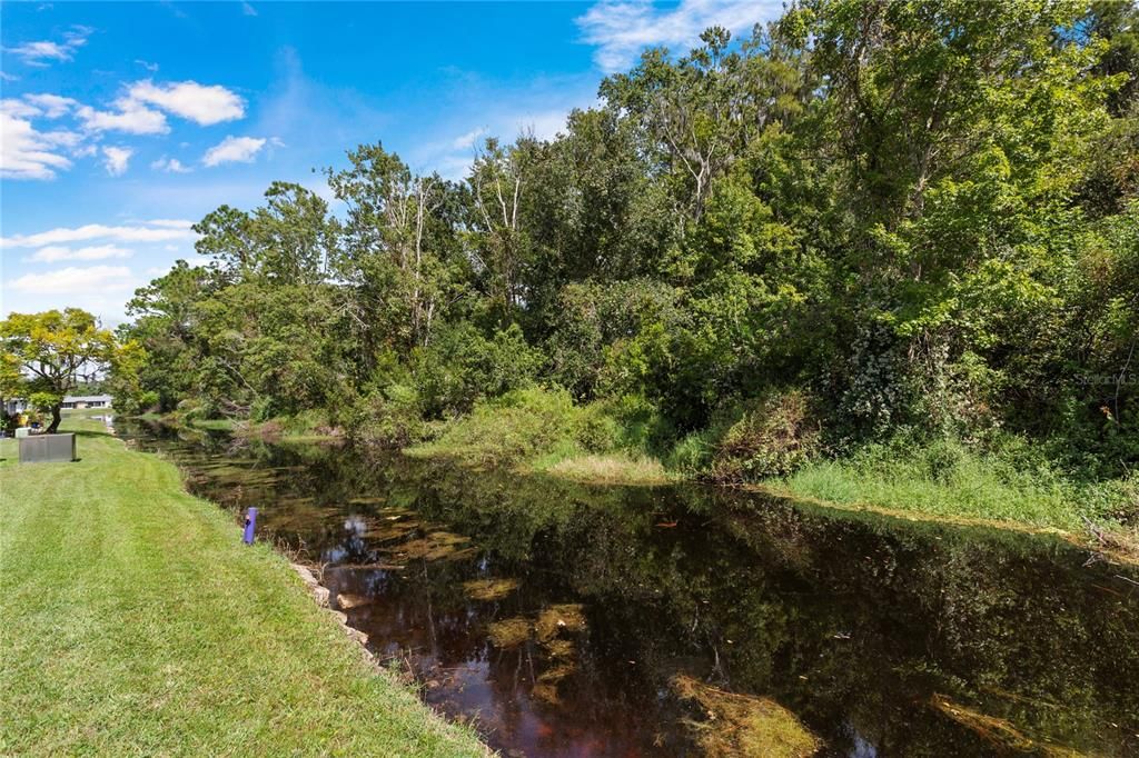 待售: $130,000 (2 贝兹, 2 浴室, 984 平方英尺)