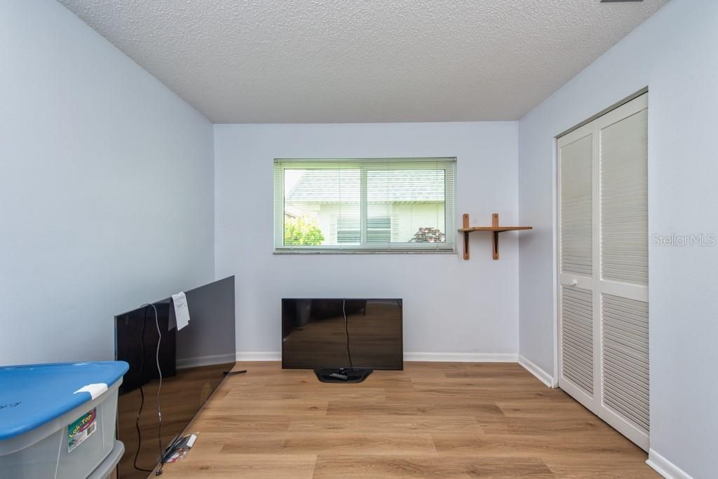 На продажу: $175,000 (2 спален, 2 ванн, 1148 Квадратных фут)