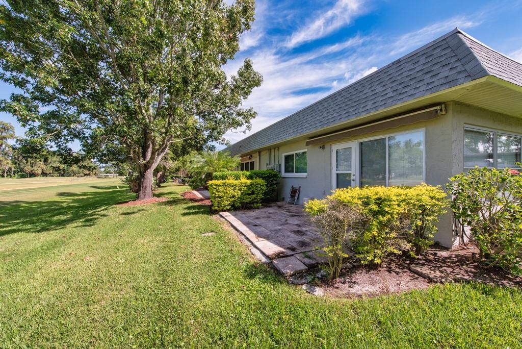 На продажу: $175,000 (2 спален, 2 ванн, 1148 Квадратных фут)