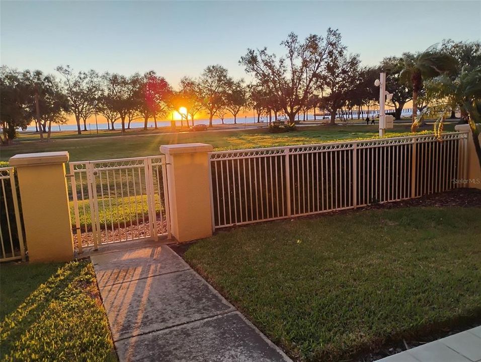 En Venta: $1,799,000 (2 camas, 2 baños, 1670 Pies cuadrados)