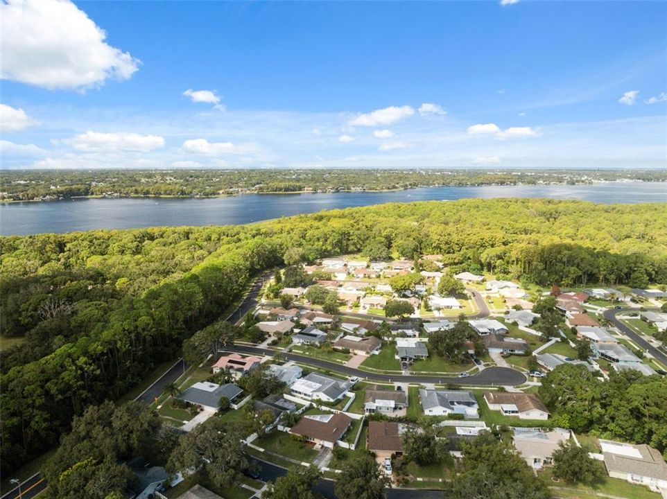 Под контрактом: $315,000 (2 спален, 2 ванн, 1294 Квадратных фут)