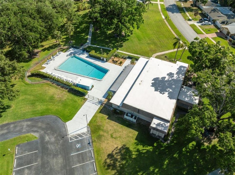 Под контрактом: $315,000 (2 спален, 2 ванн, 1294 Квадратных фут)